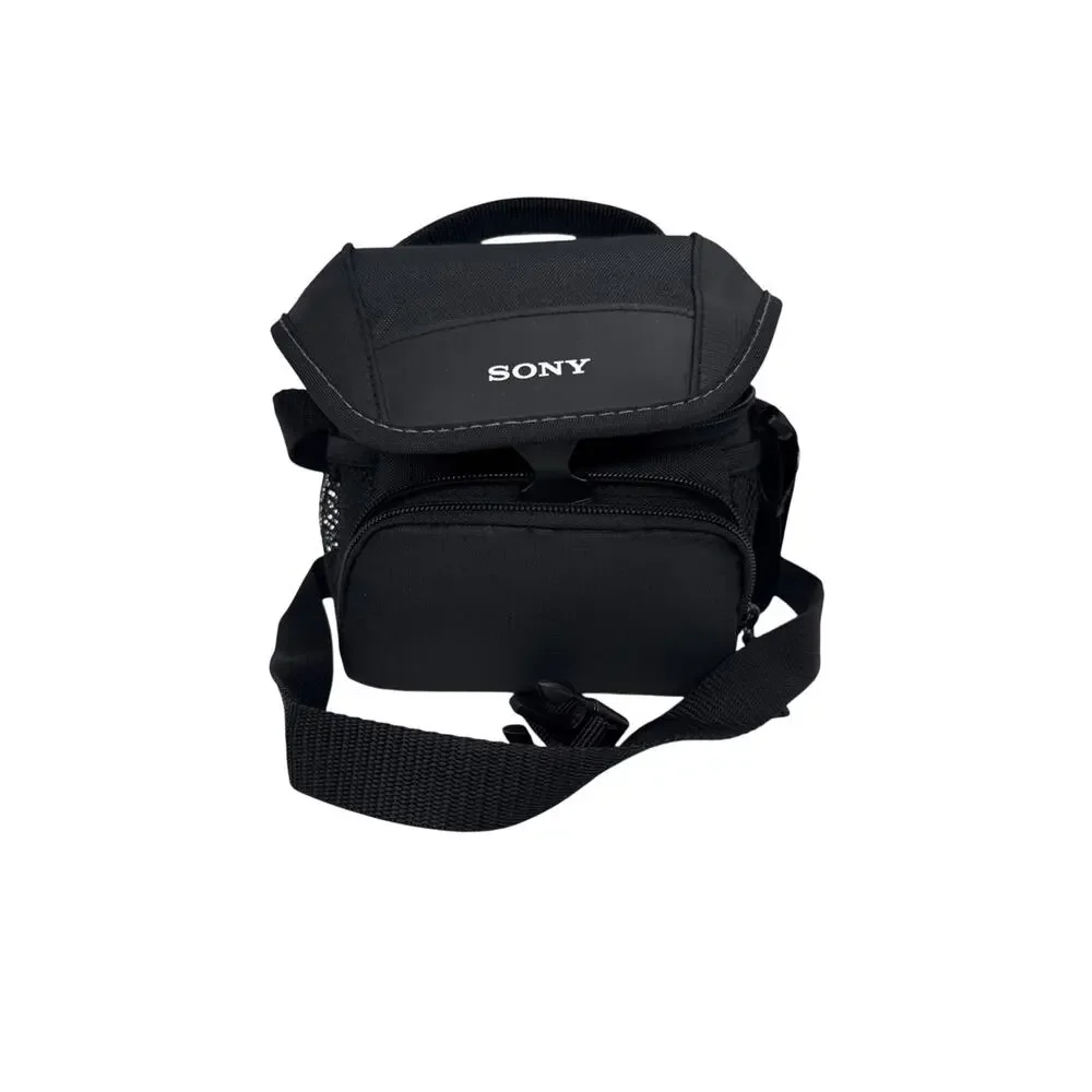 Sony LCSU11 Soft Compact Carrying Case for Cyber-Shot Cameras (Black), Excellent